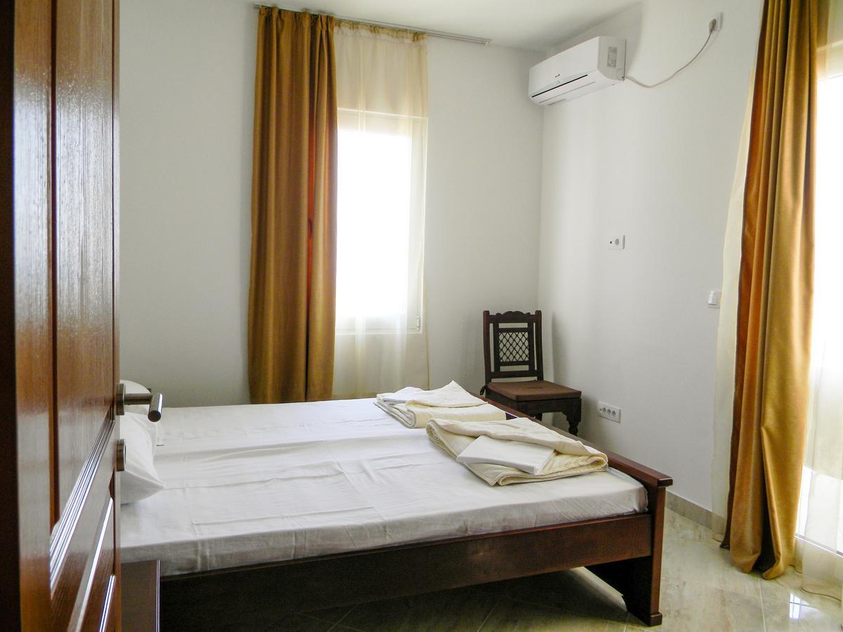 Hotel Galeb Canj Luaran gambar